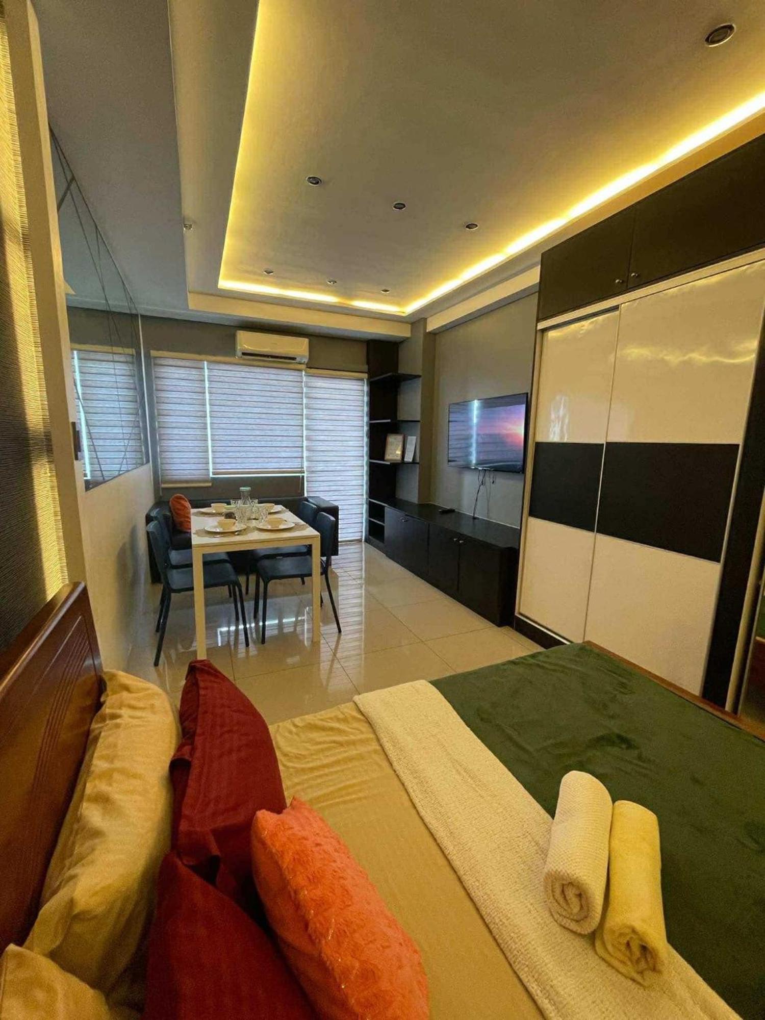Kys 3 Staycation Near Naia Mall Of Asia Pasay Eksteriør bilde